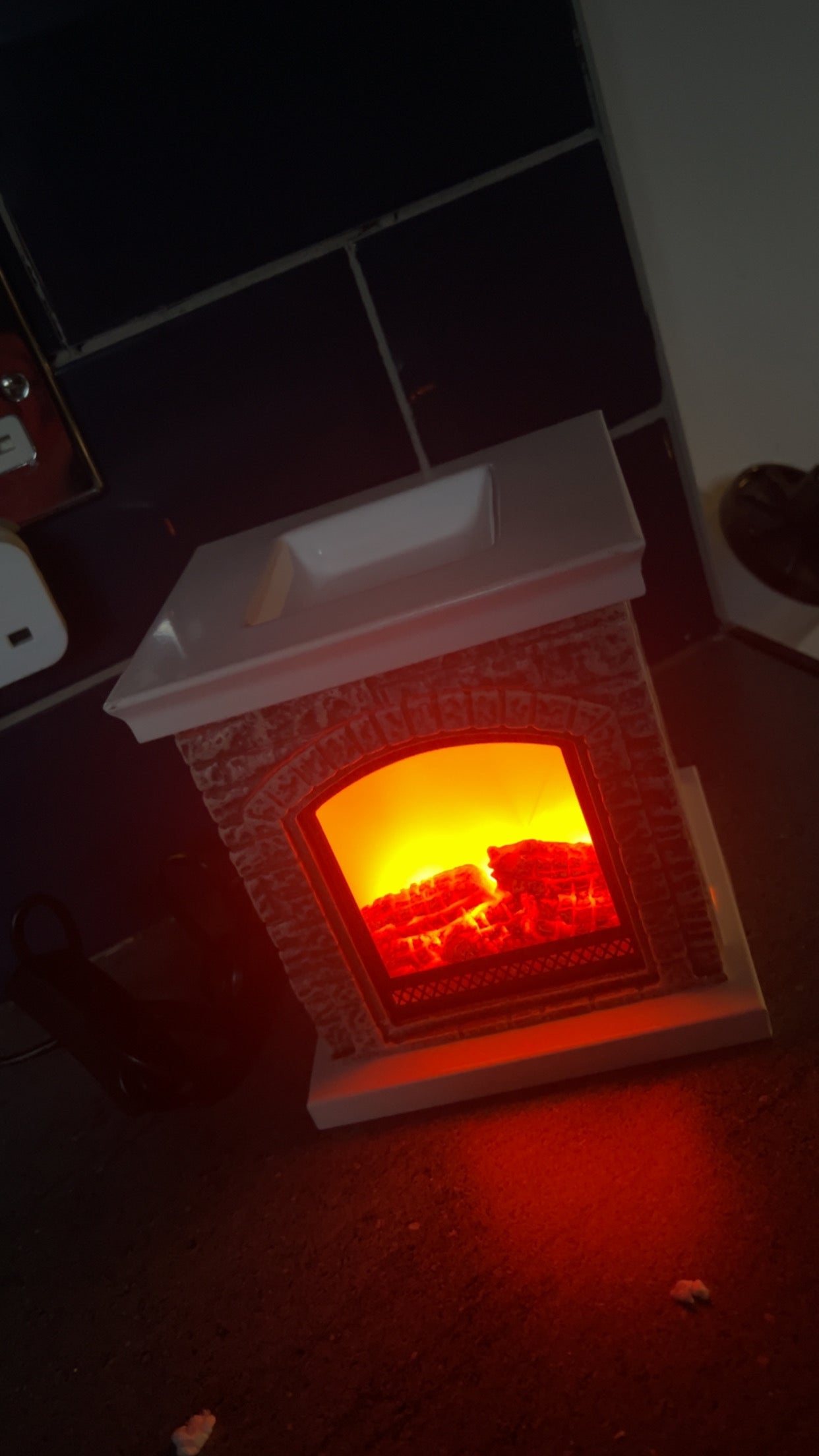 Cosy Fireplace - Electric Melt Burner