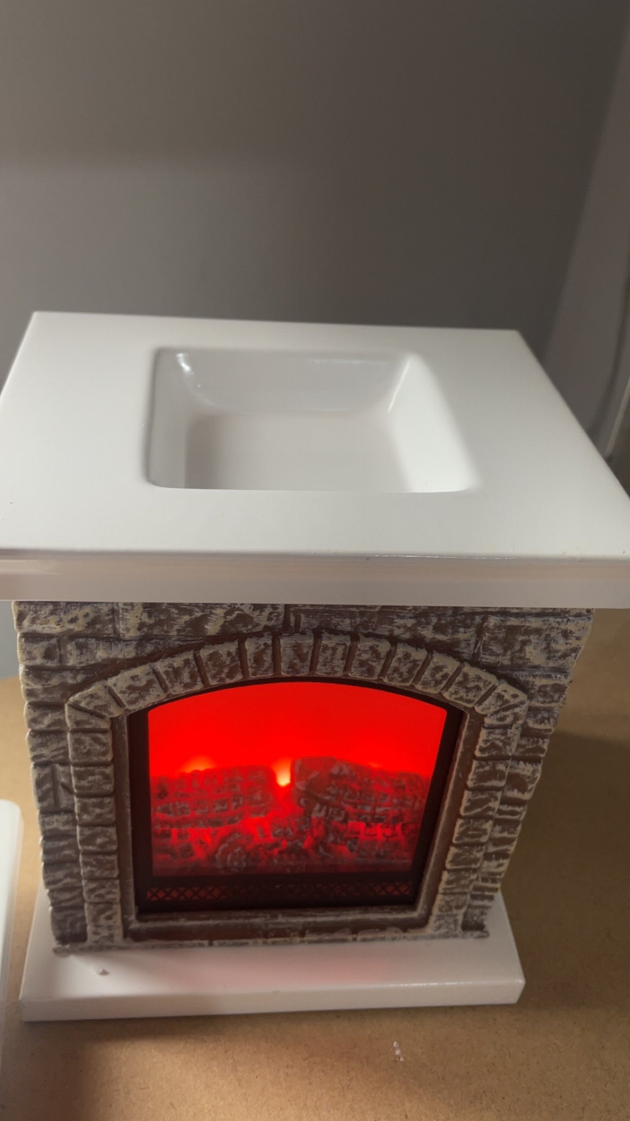 Cosy Fireplace - Electric Melt Burner