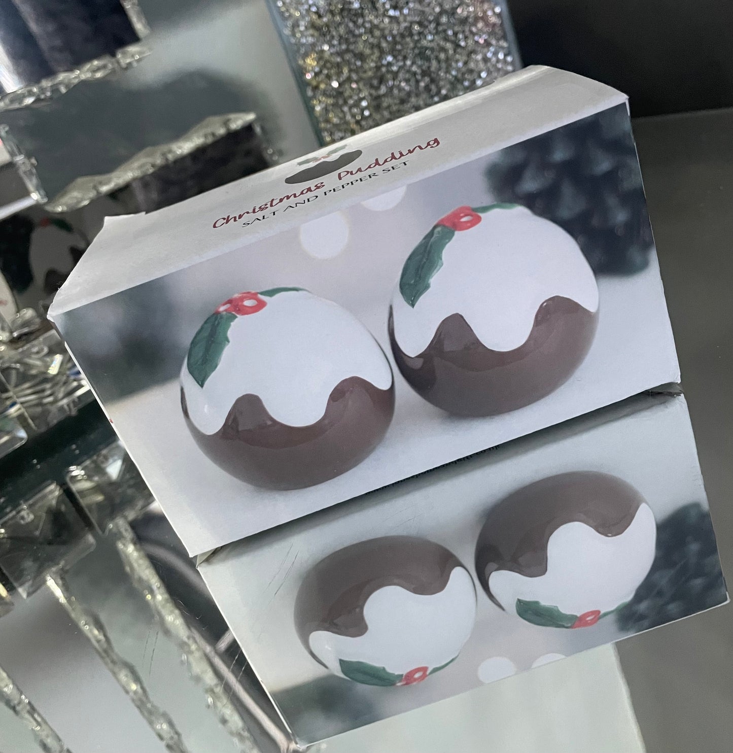 Christmas Pudding Shaped Ceramic Salt and Pepper Set