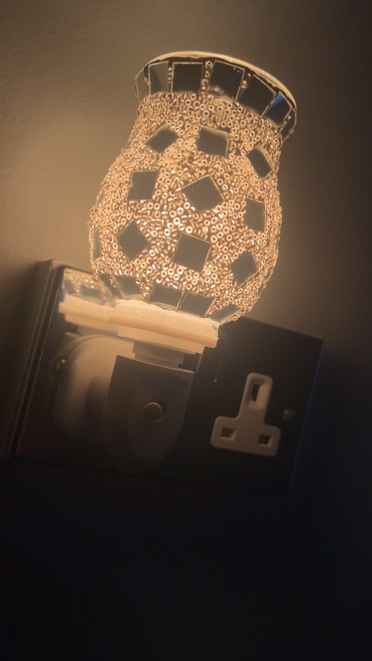 Mosaic Plug In Electric Warmer - Silver